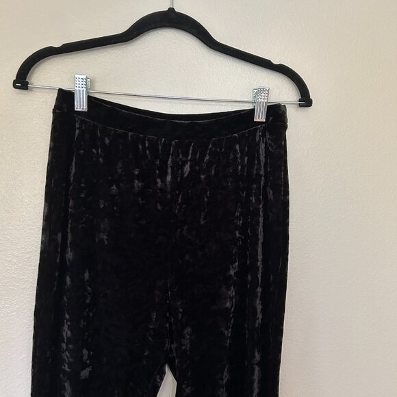 Wild Pearl   Black Velvet Pants  size M - Picture 4 of 7